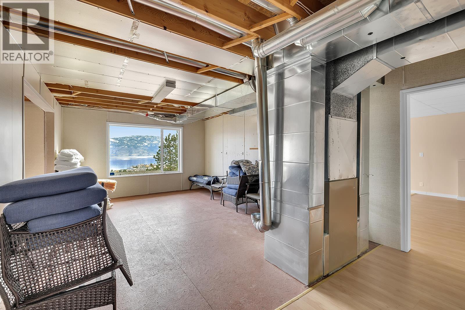  1405 Menu Road, West Kelowna