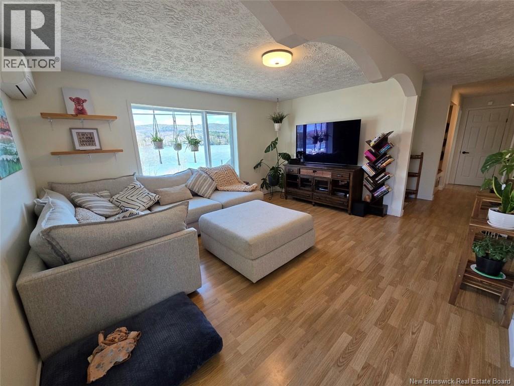 5722 Centrale Street - 14