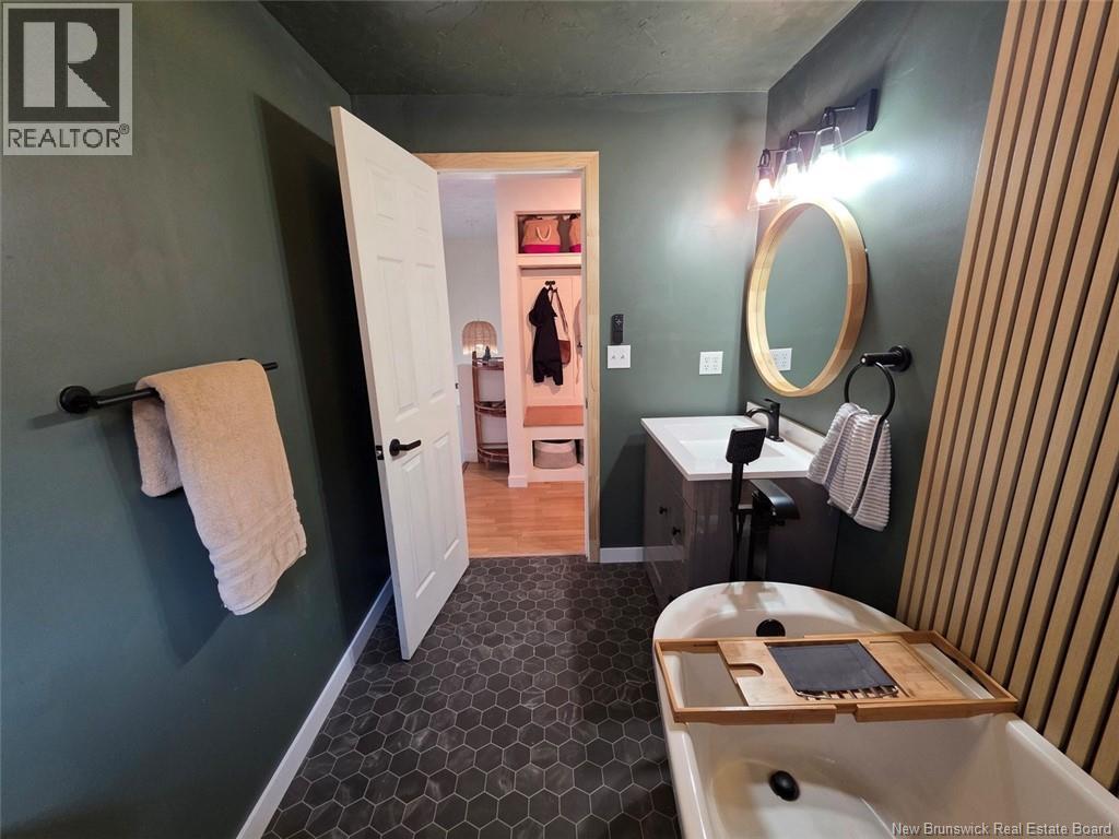 5722 Centrale Street - 23