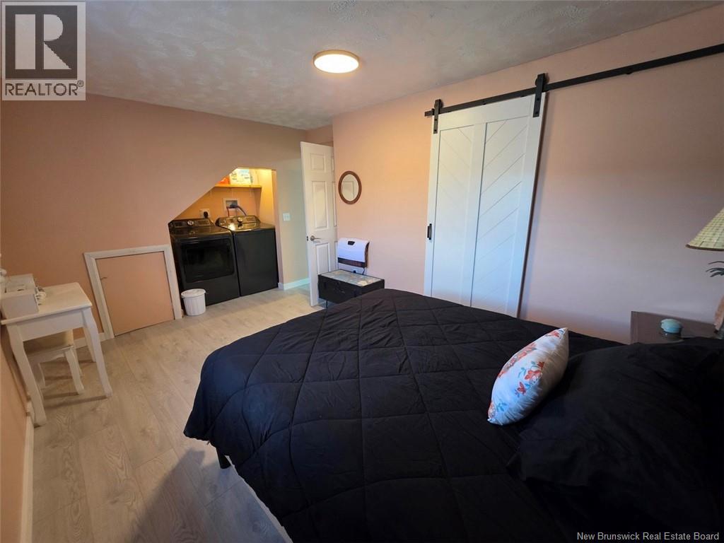 5722 Centrale Street - 37