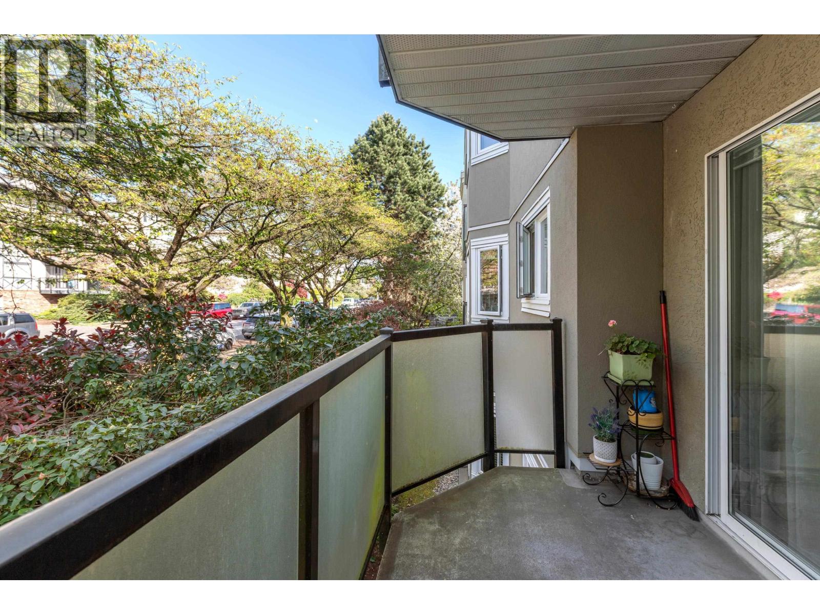 201 175 W 4TH STREET, North Vancouver