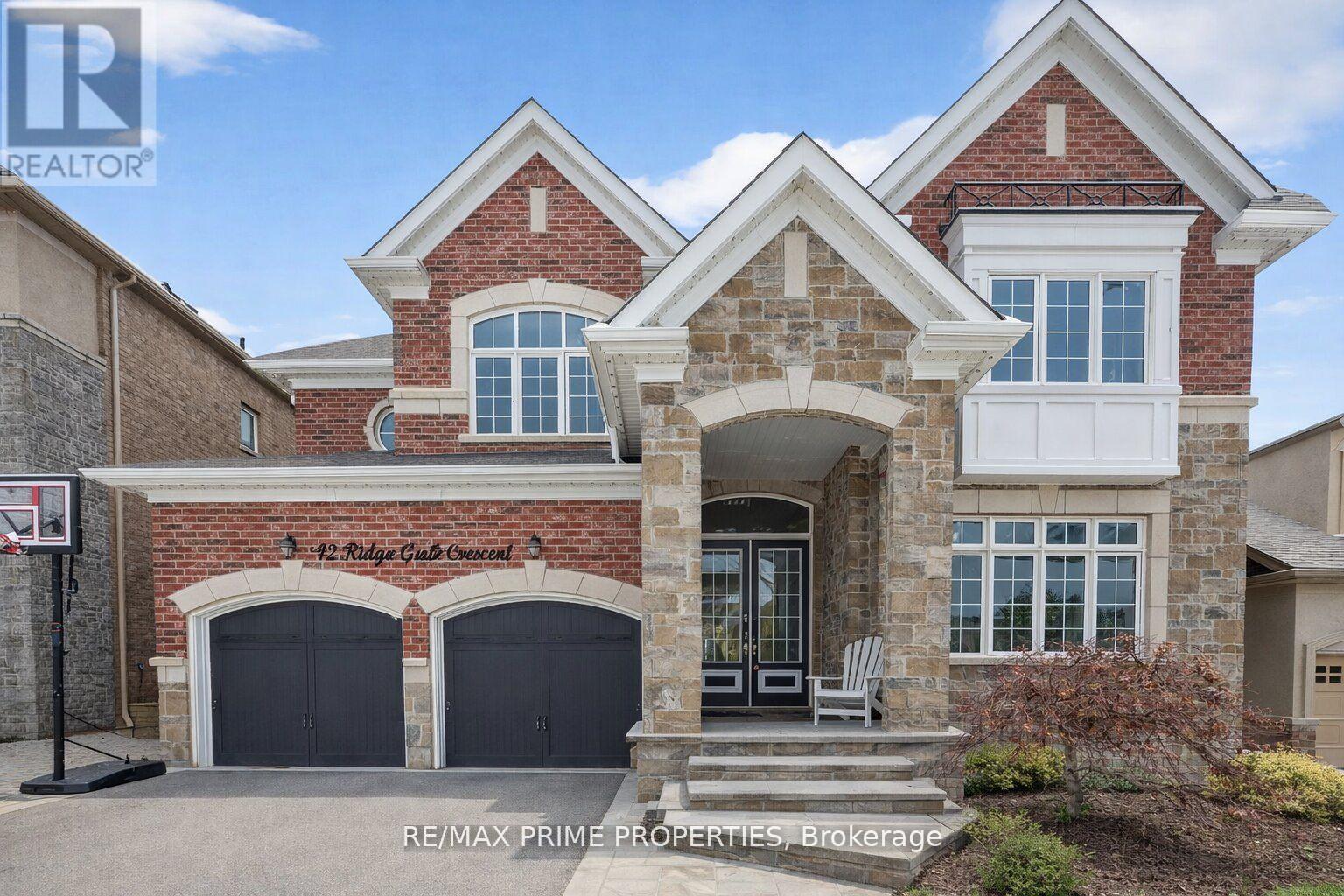 72 RIDGE GATE CRESCENT - 2