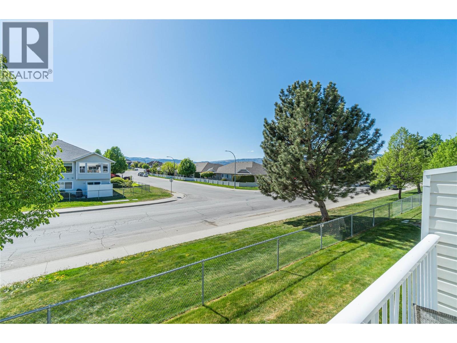 #4 1945 GRASSLANDS Boulevard - 9