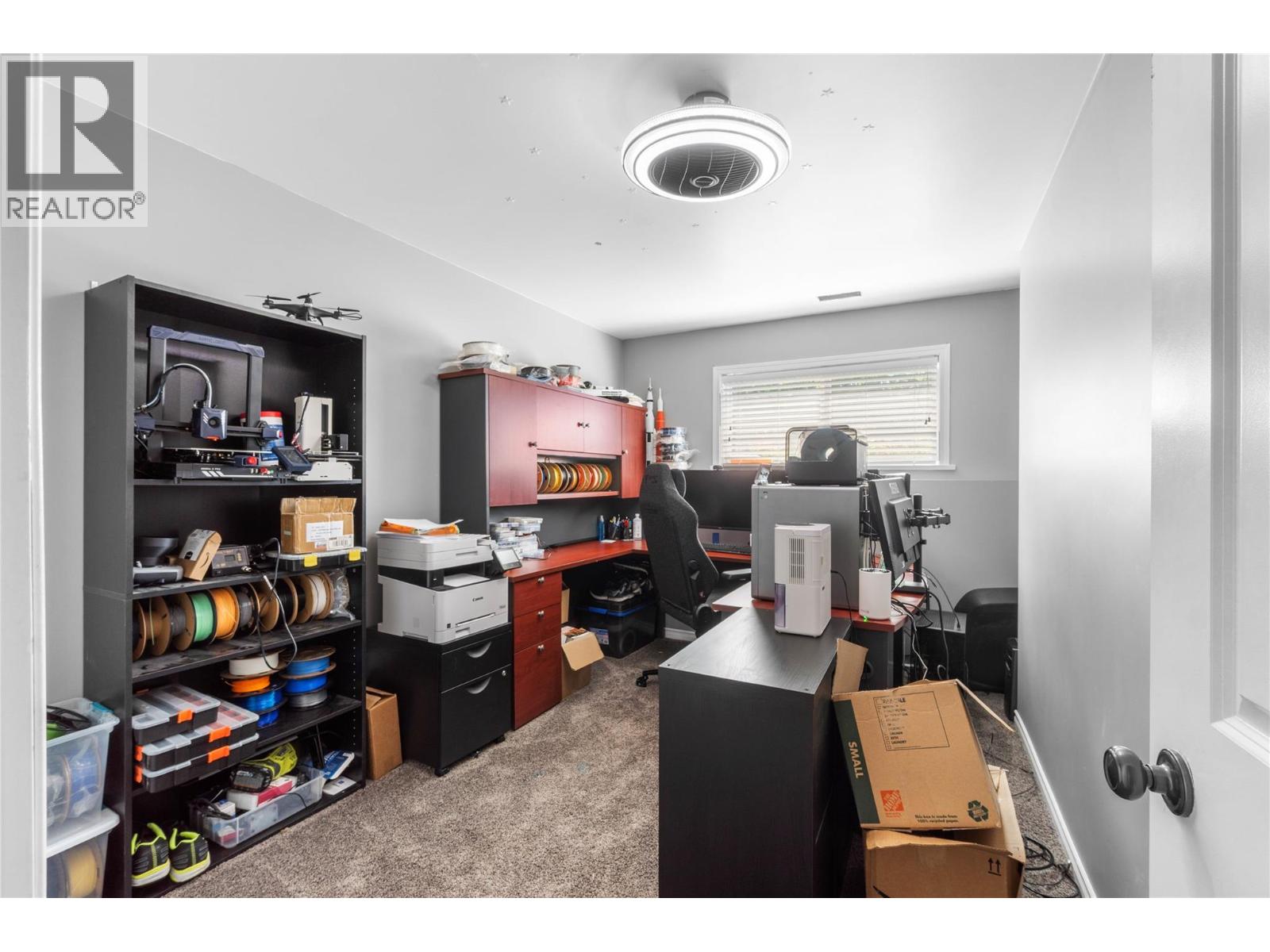 #4 1945 GRASSLANDS Boulevard - 23