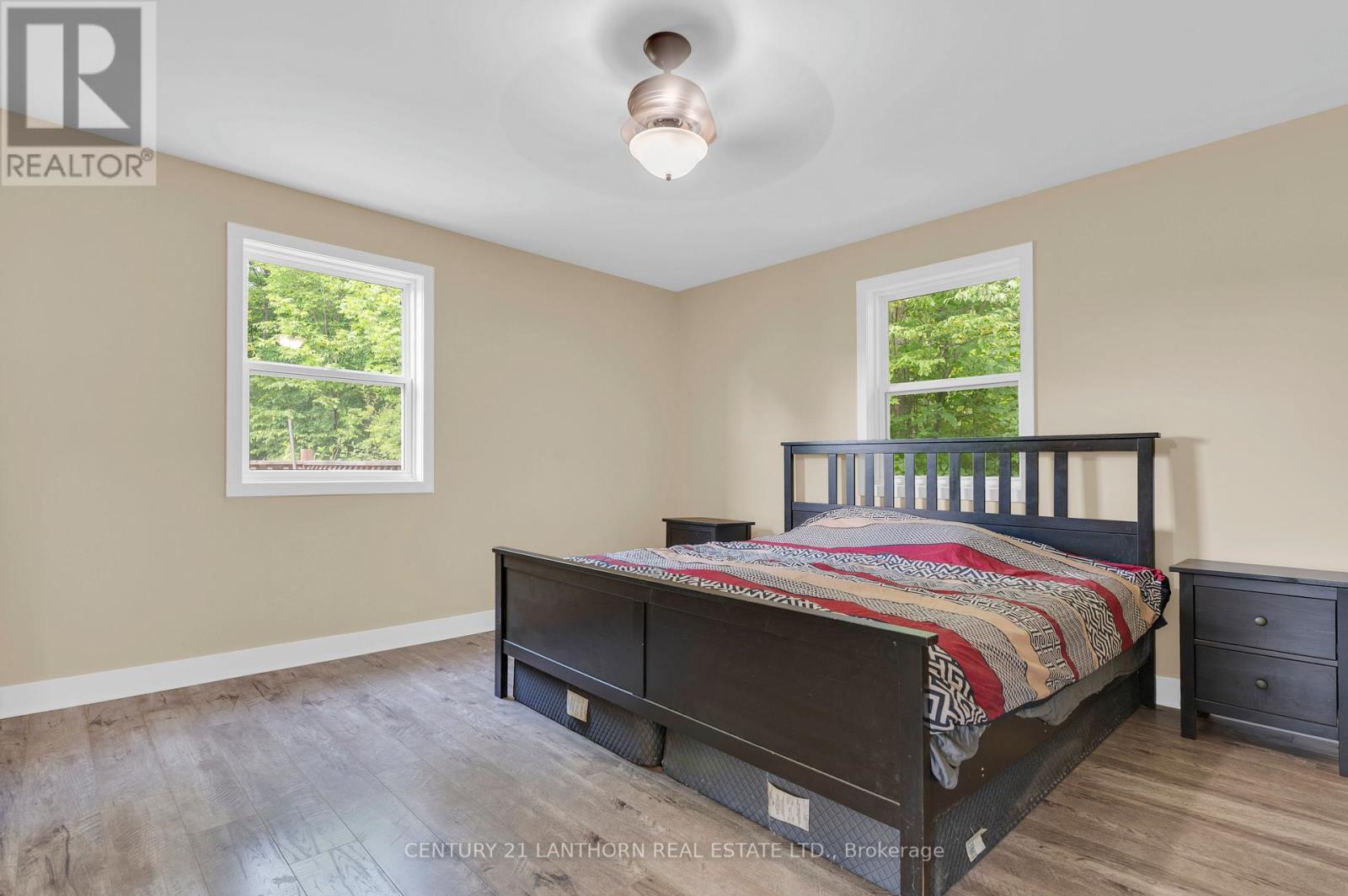 932 HUNT CLUB ROAD - 21