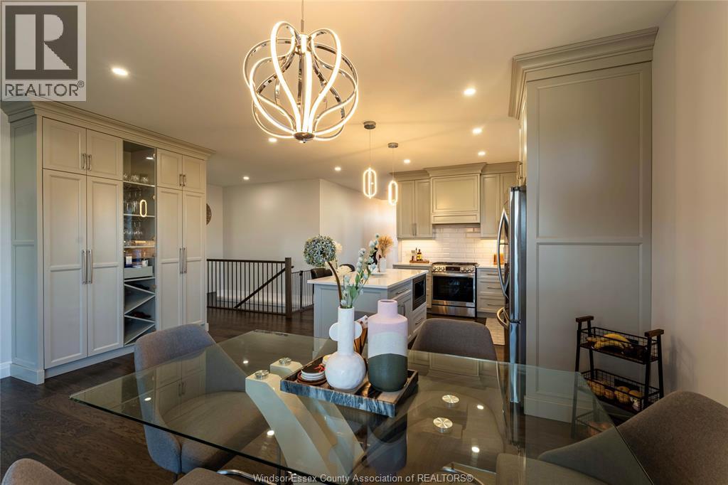 2 SUMMERVILLE AVENUE - 14