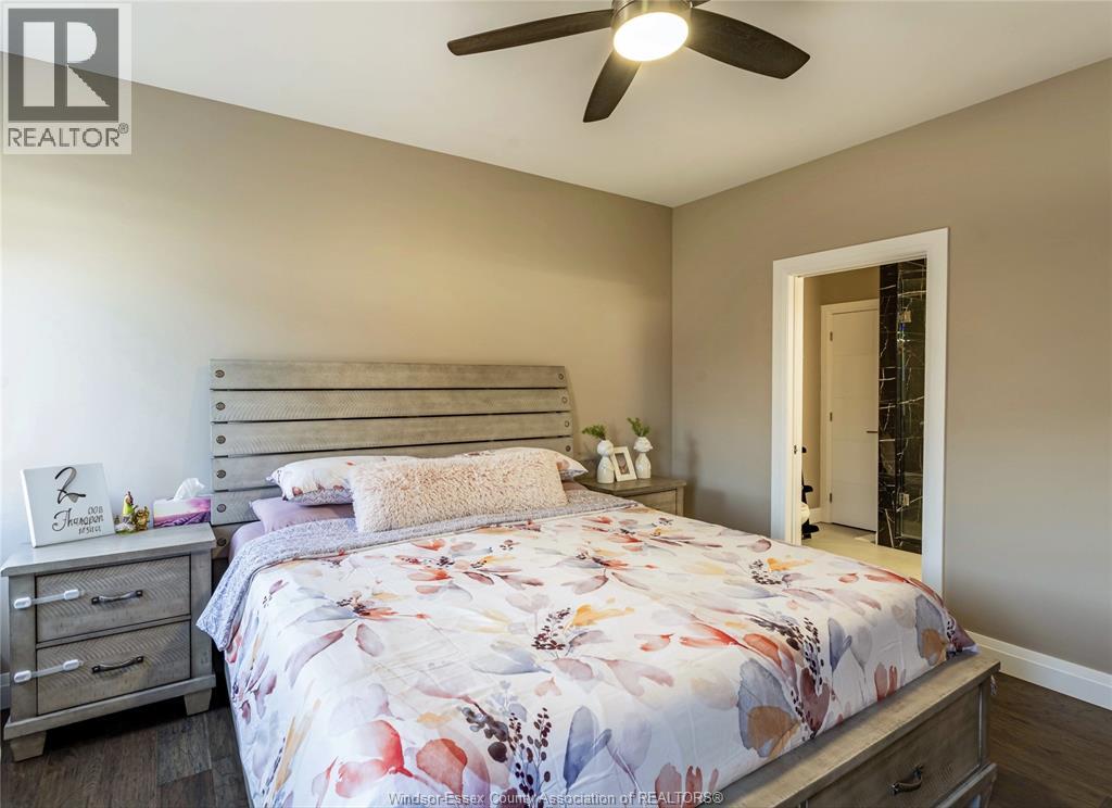 2 SUMMERVILLE AVENUE - 16