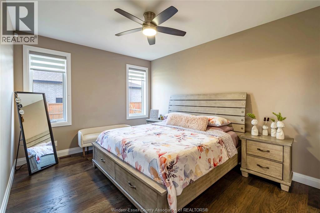 2 SUMMERVILLE AVENUE - 17