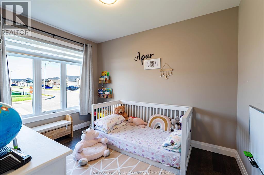 2 SUMMERVILLE AVENUE - 18