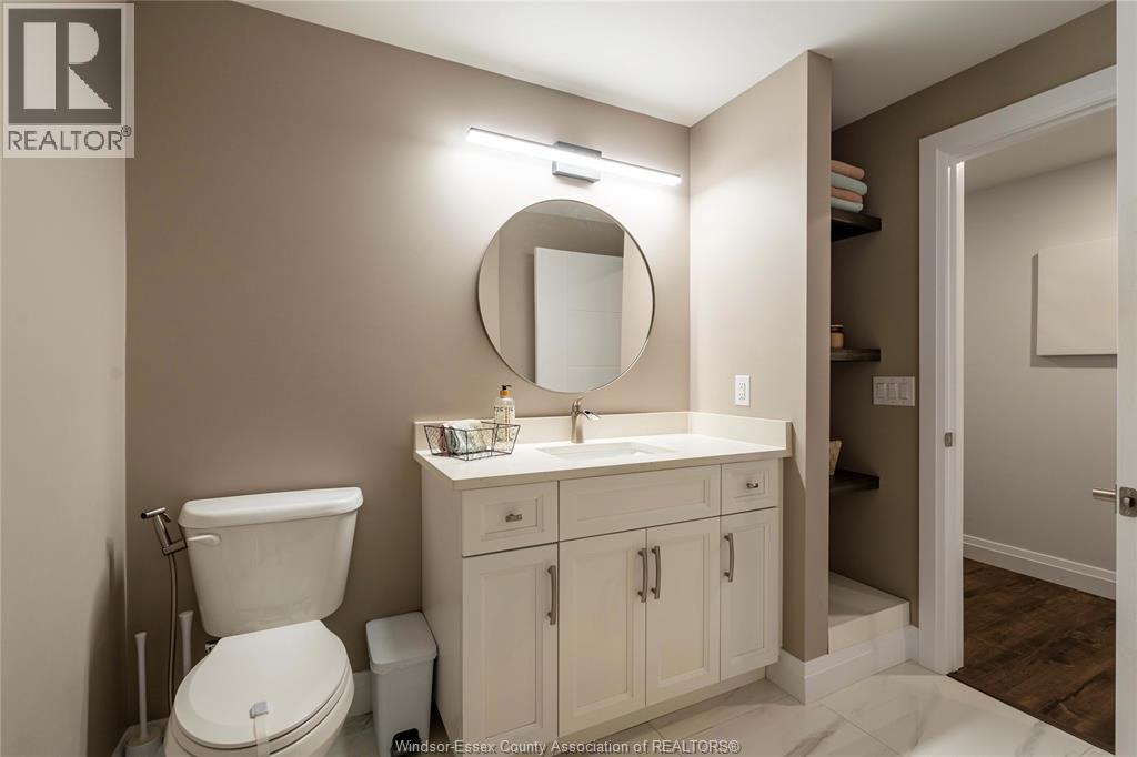 2 SUMMERVILLE AVENUE - 24