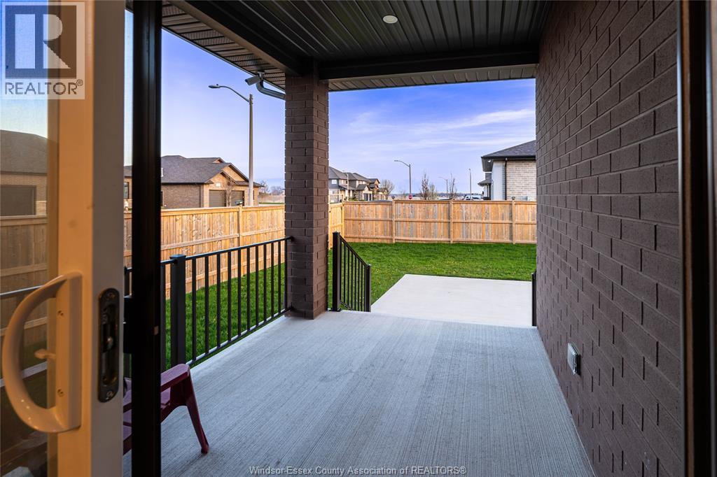 2 SUMMERVILLE AVENUE - 30