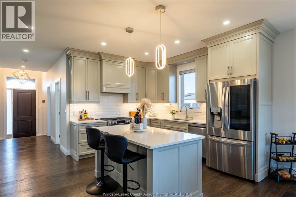2 SUMMERVILLE AVENUE - 9