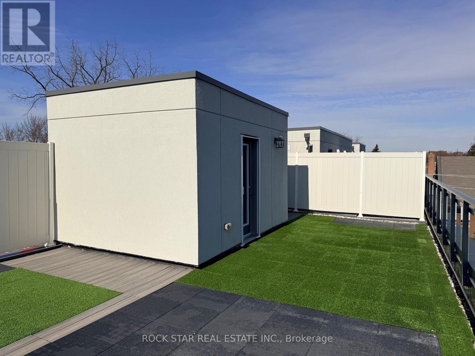 #16 670 ATWATER AVENUE - 6