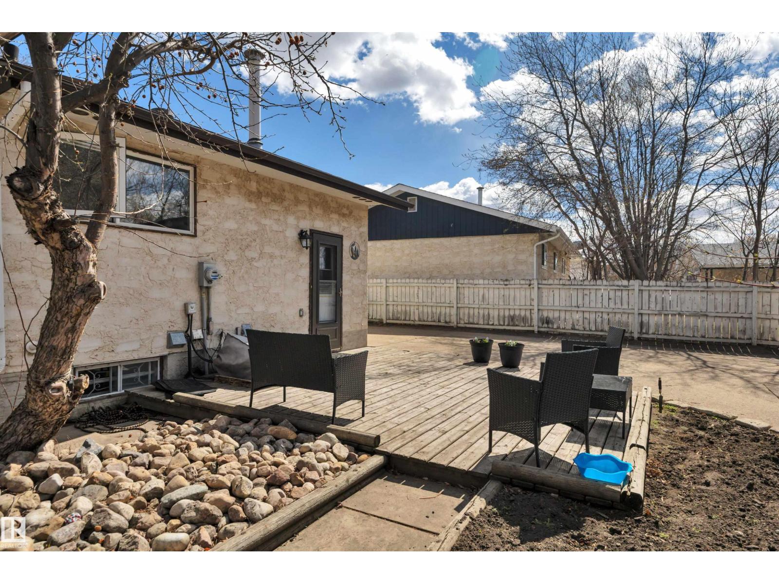5718 Garden Meadows Drive - 54