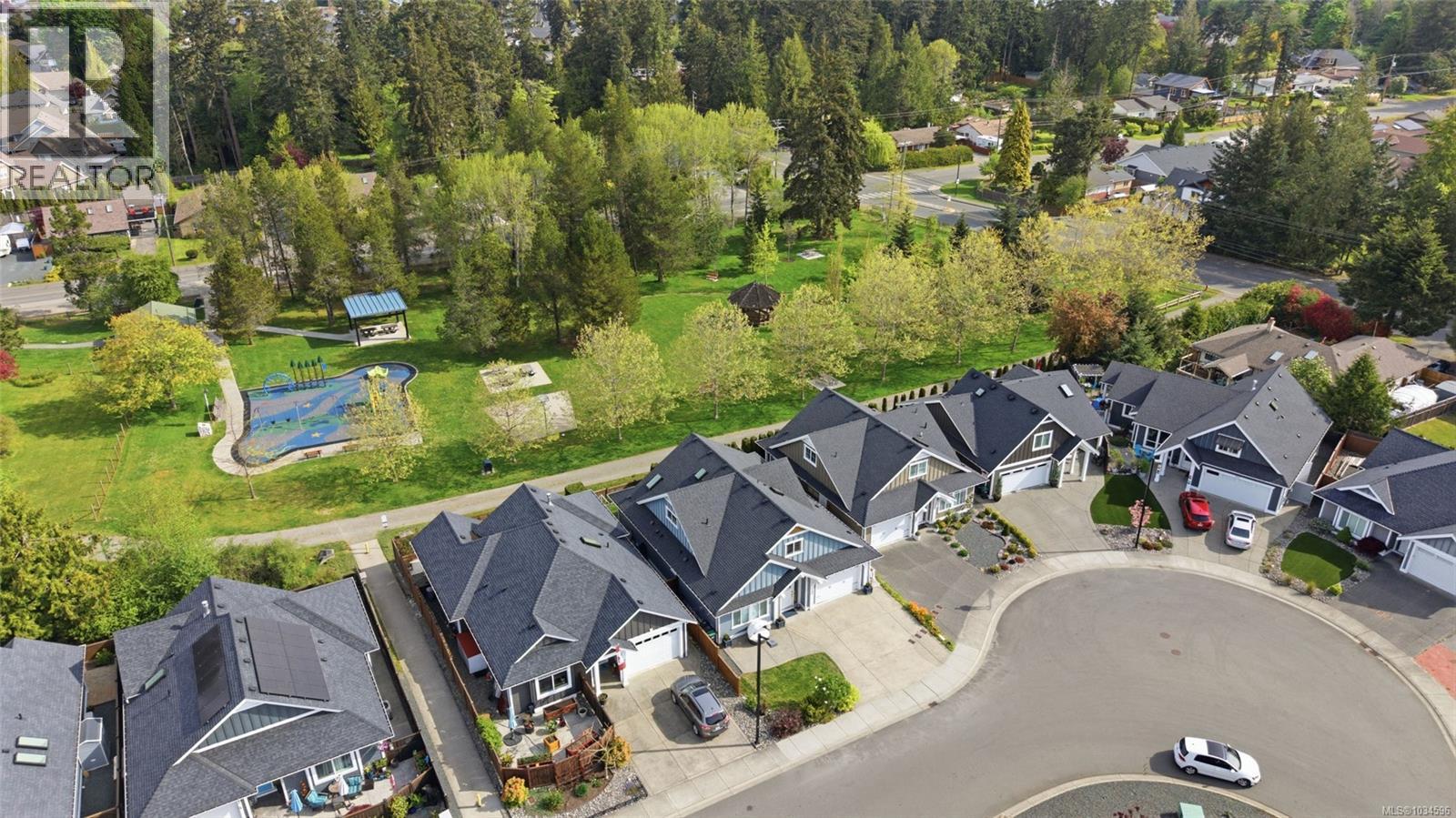 795 Parkside Cres - 55