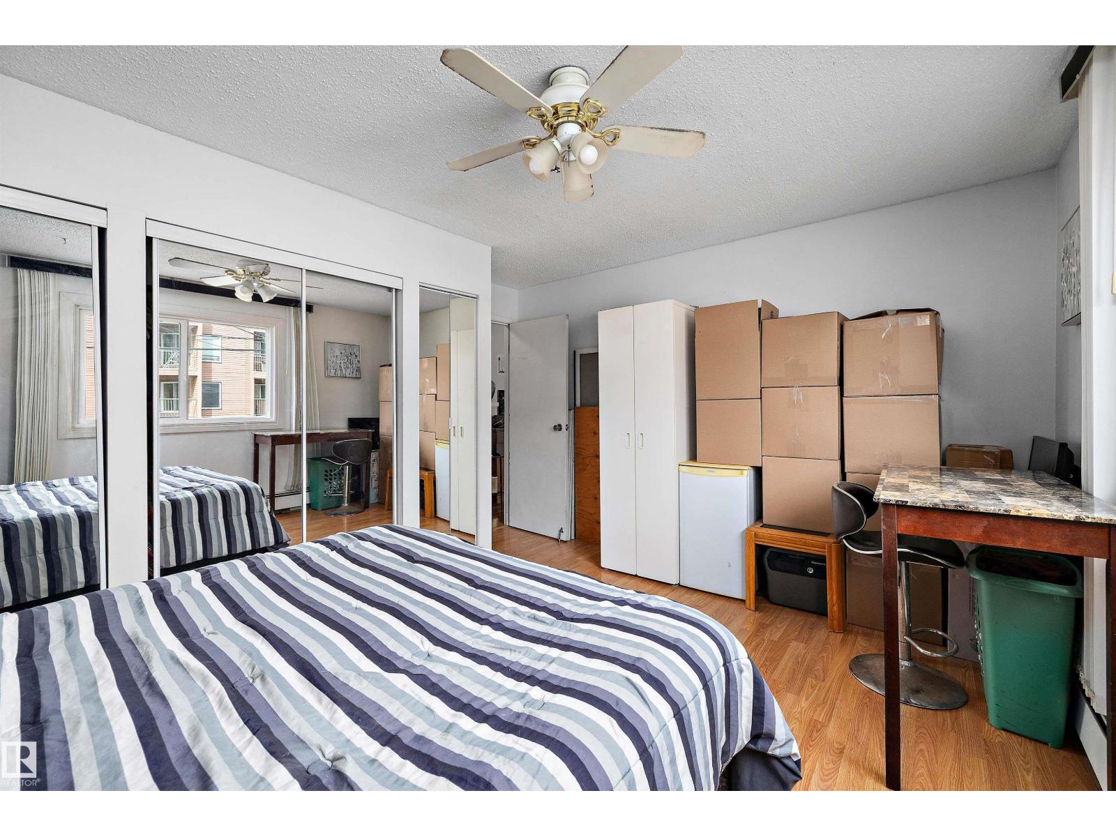 #206 10529 93 ST NW, Edmonton