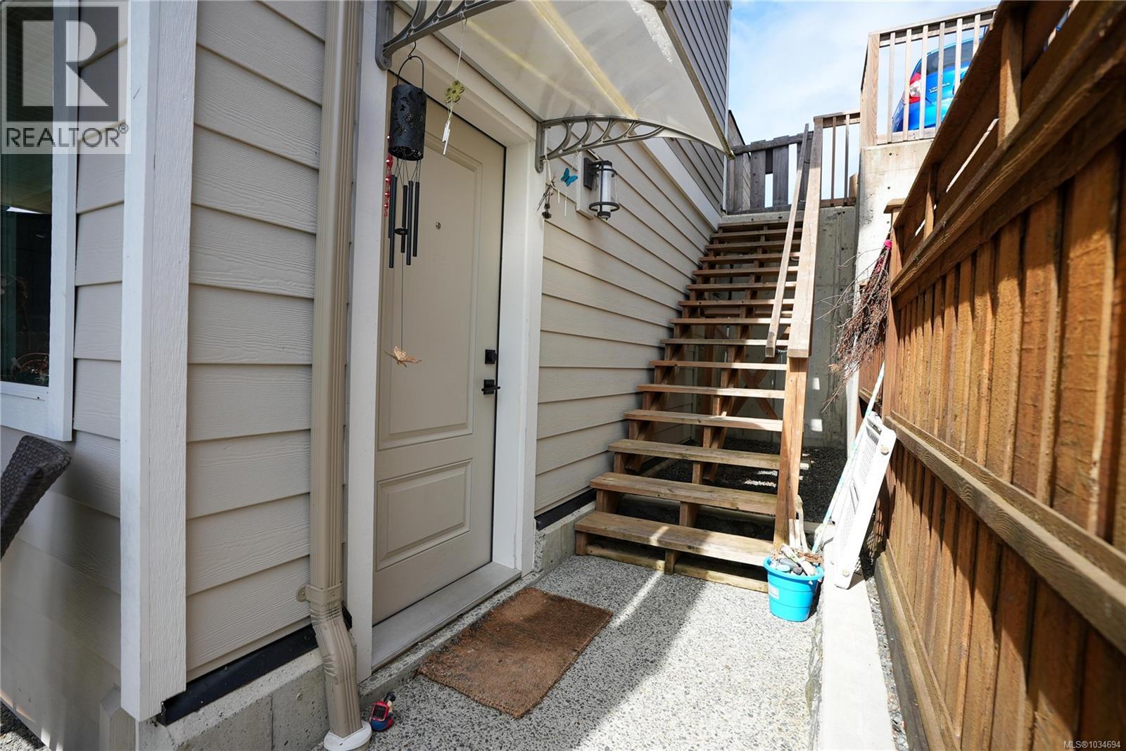  1184 Smokehouse Crescent, Langford