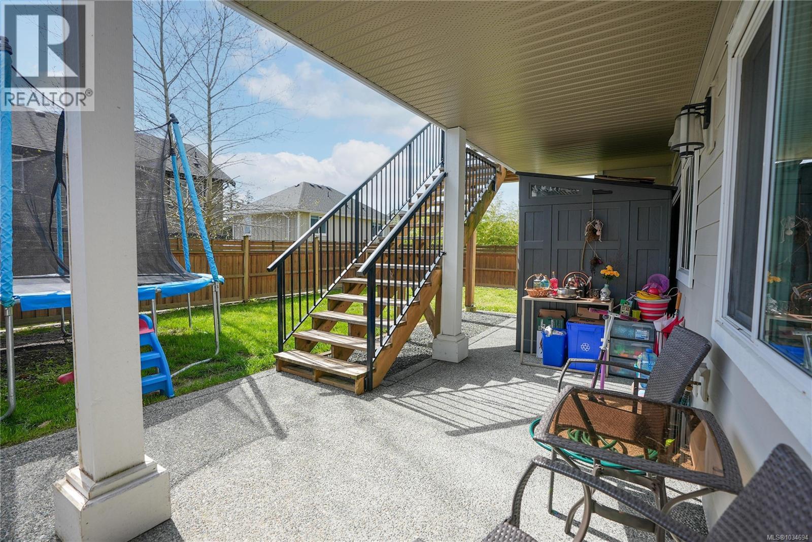  1184 Smokehouse Crescent, Langford