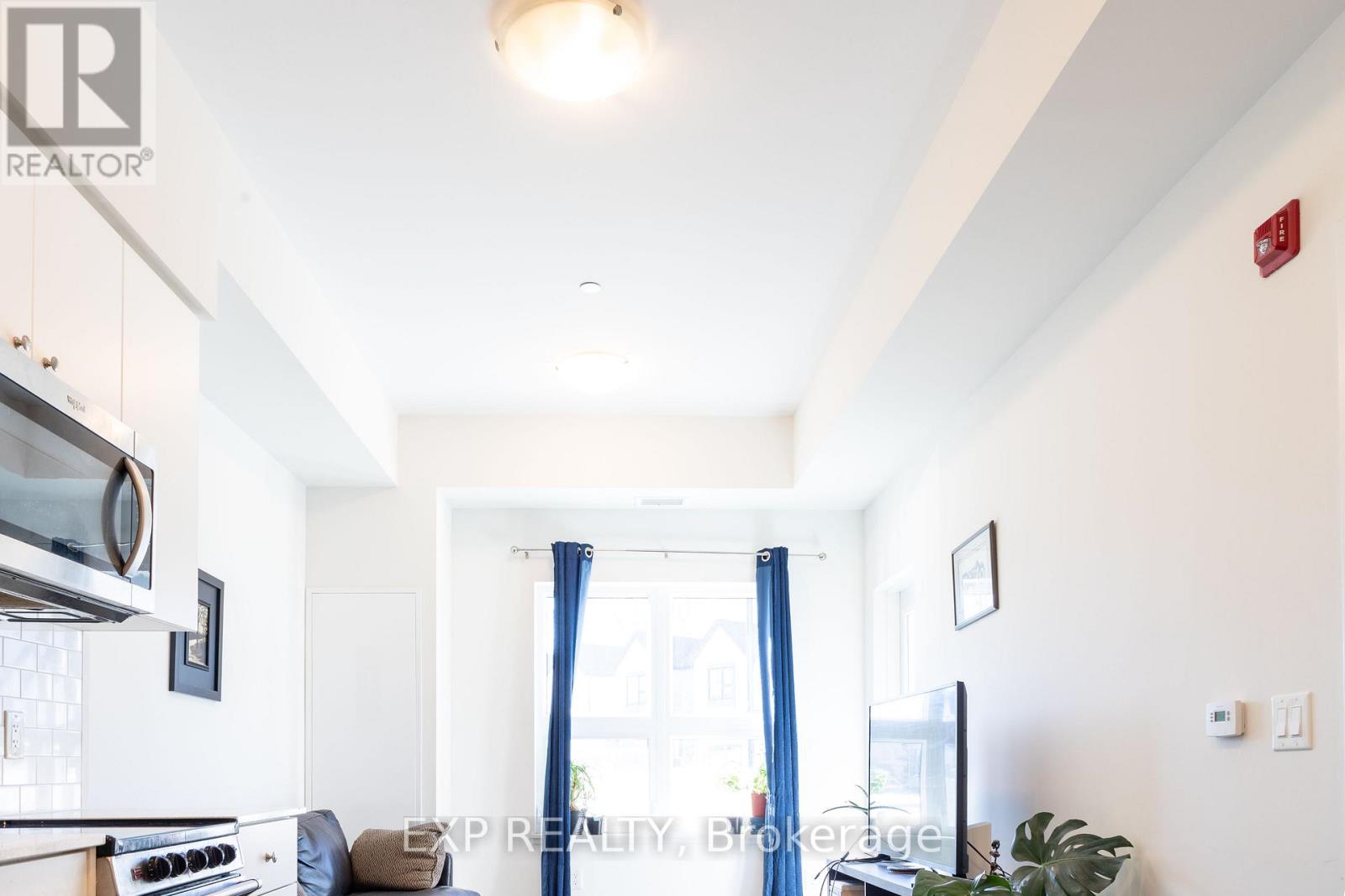 #101 110 FERGUS AVENUE - 2