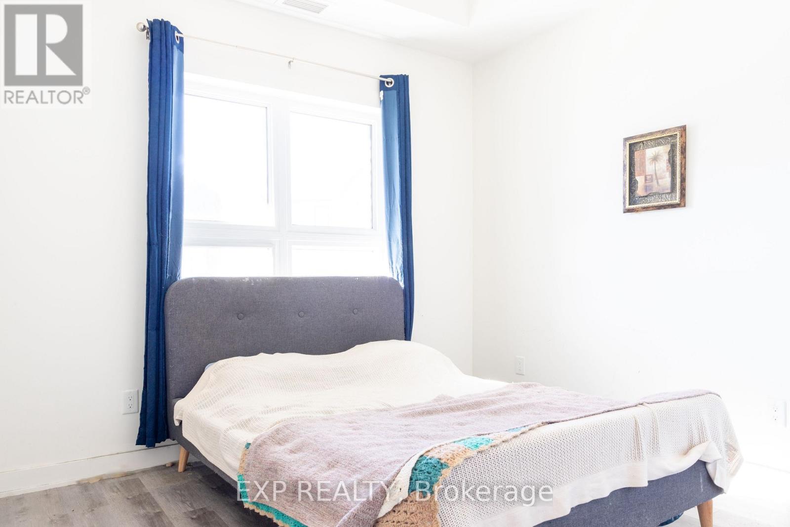 #101 110 FERGUS AVENUE - 4