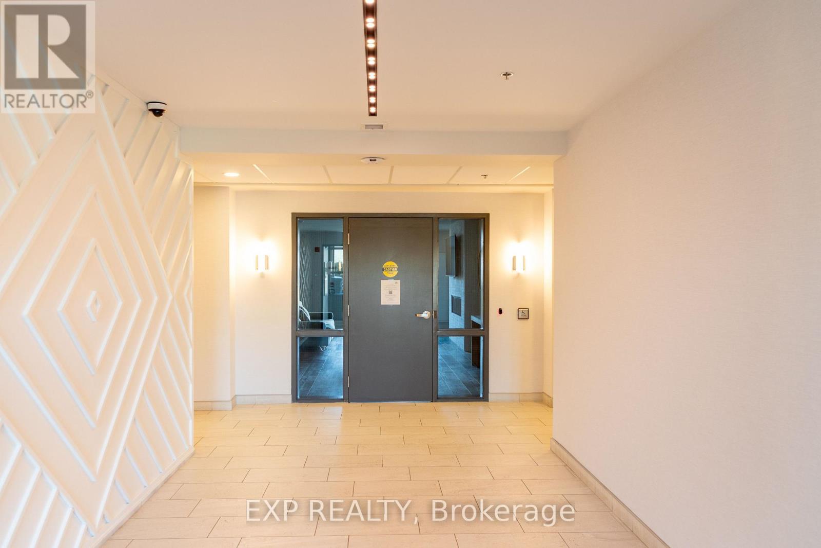 #101 110 FERGUS AVENUE - 14