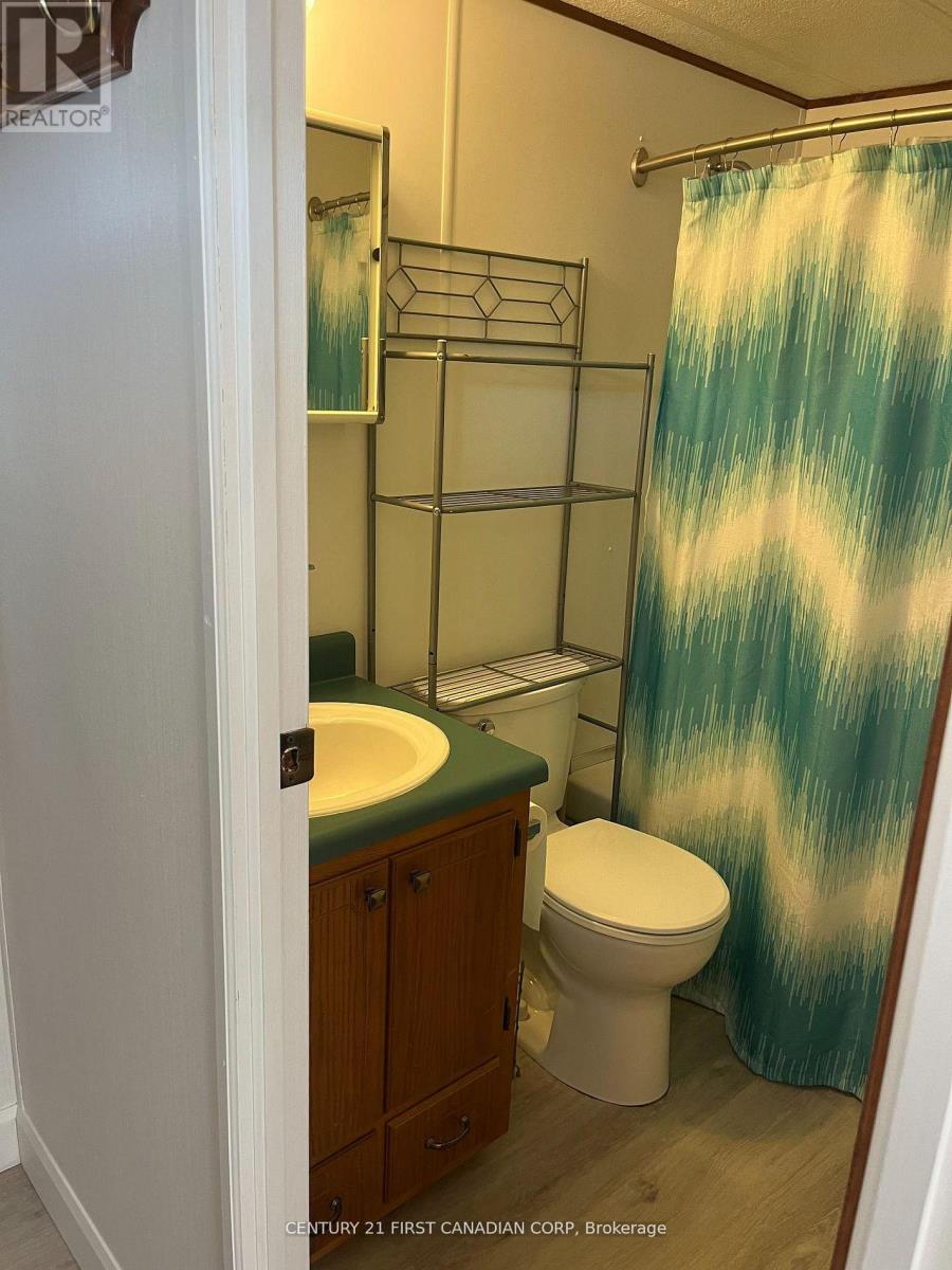 13 ST. LUCIA LANE - 7