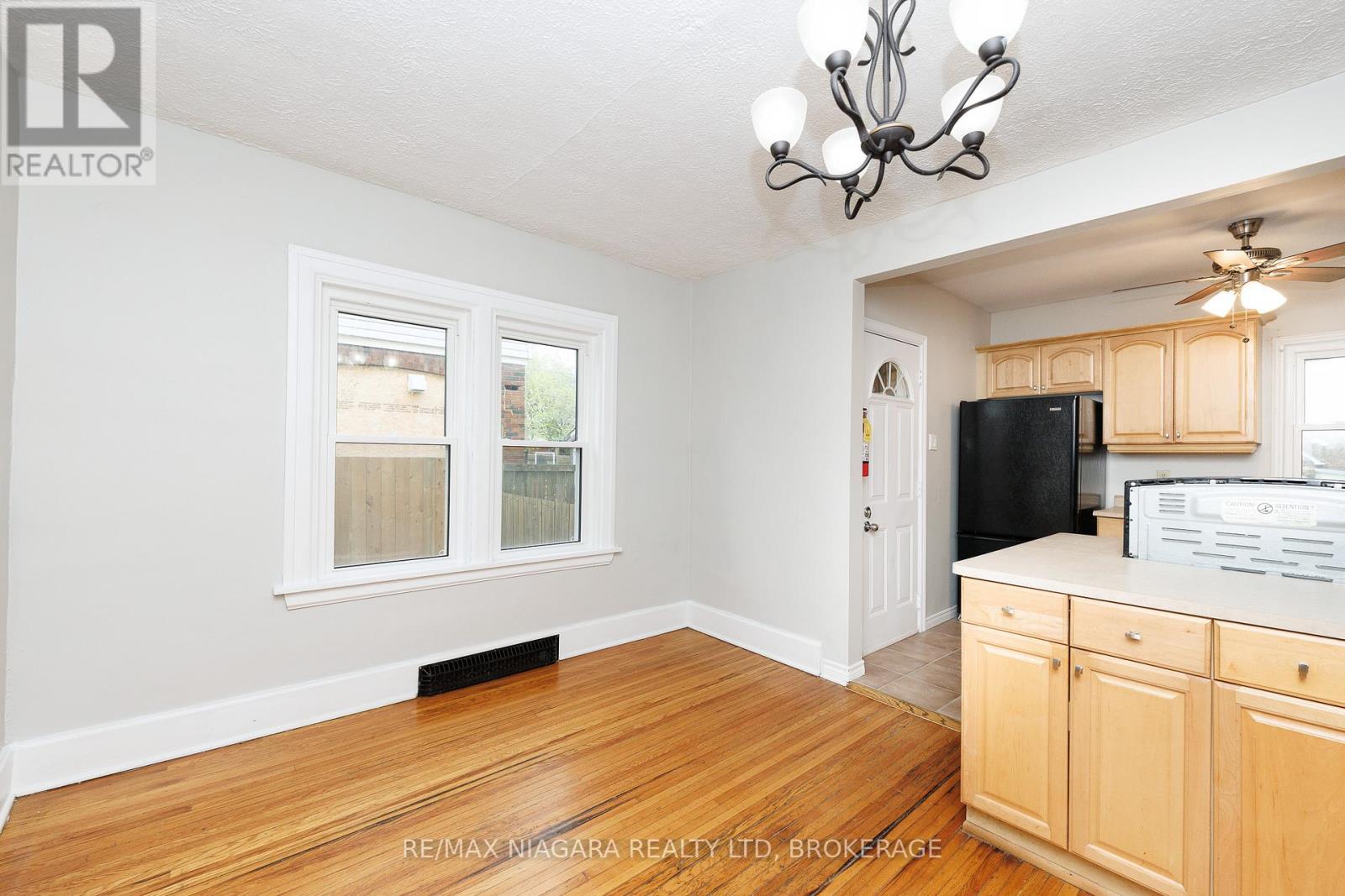 5015 FIFTH AVENUE - 12