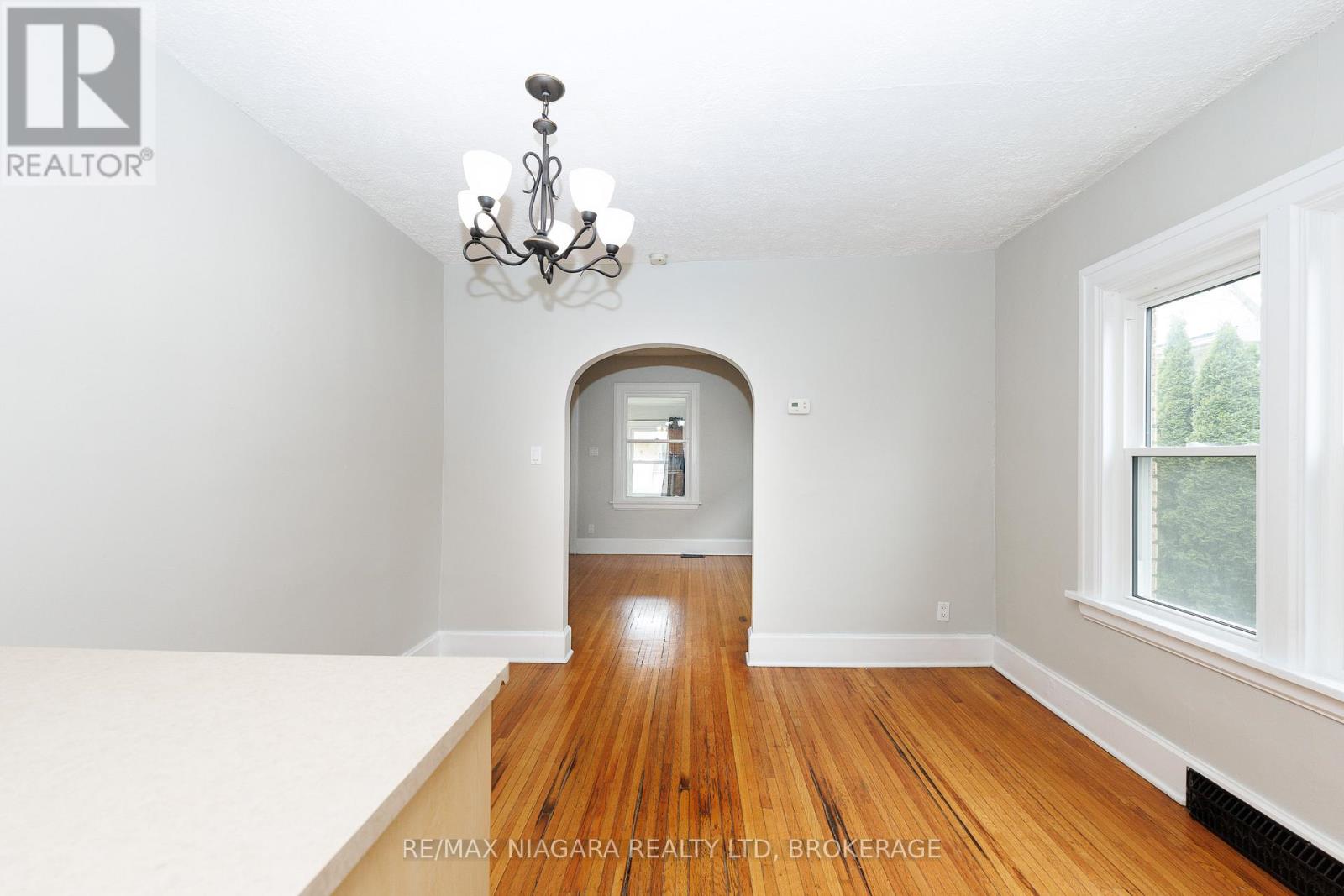 5015 FIFTH AVENUE - 13