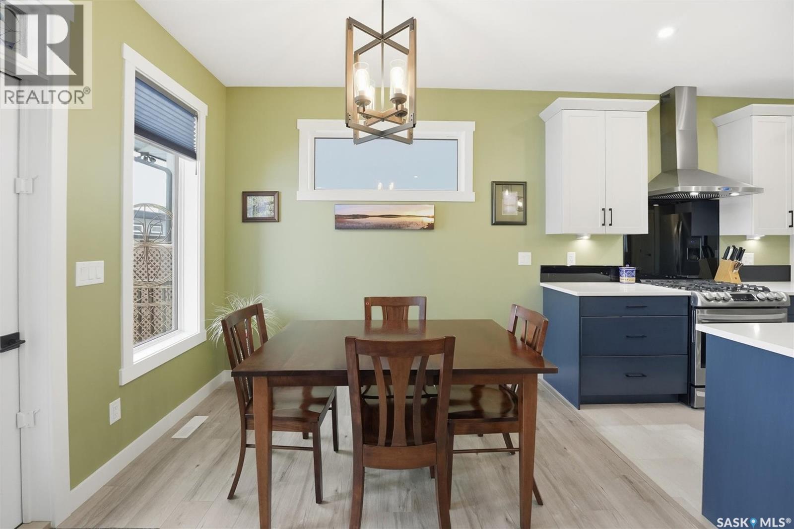 132 Forsey AVENUE - 23