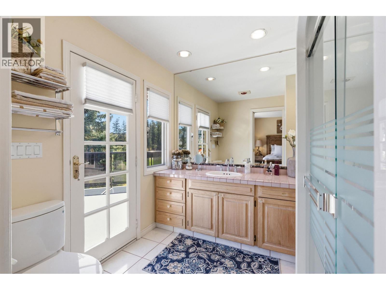 130 COUNTRY CLUB BOULEVARD - 24