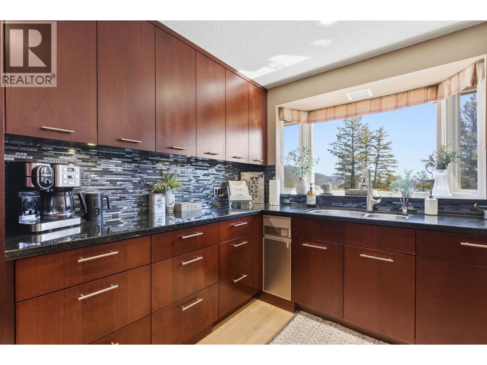 130 COUNTRY CLUB BOULEVARD - 18