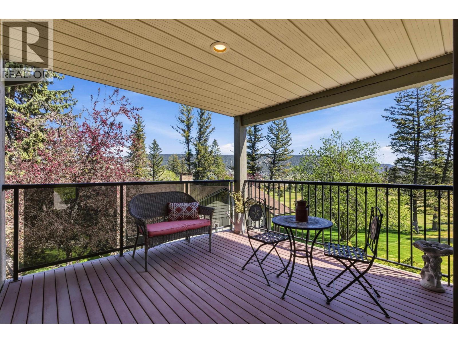 130 COUNTRY CLUB BOULEVARD - 34