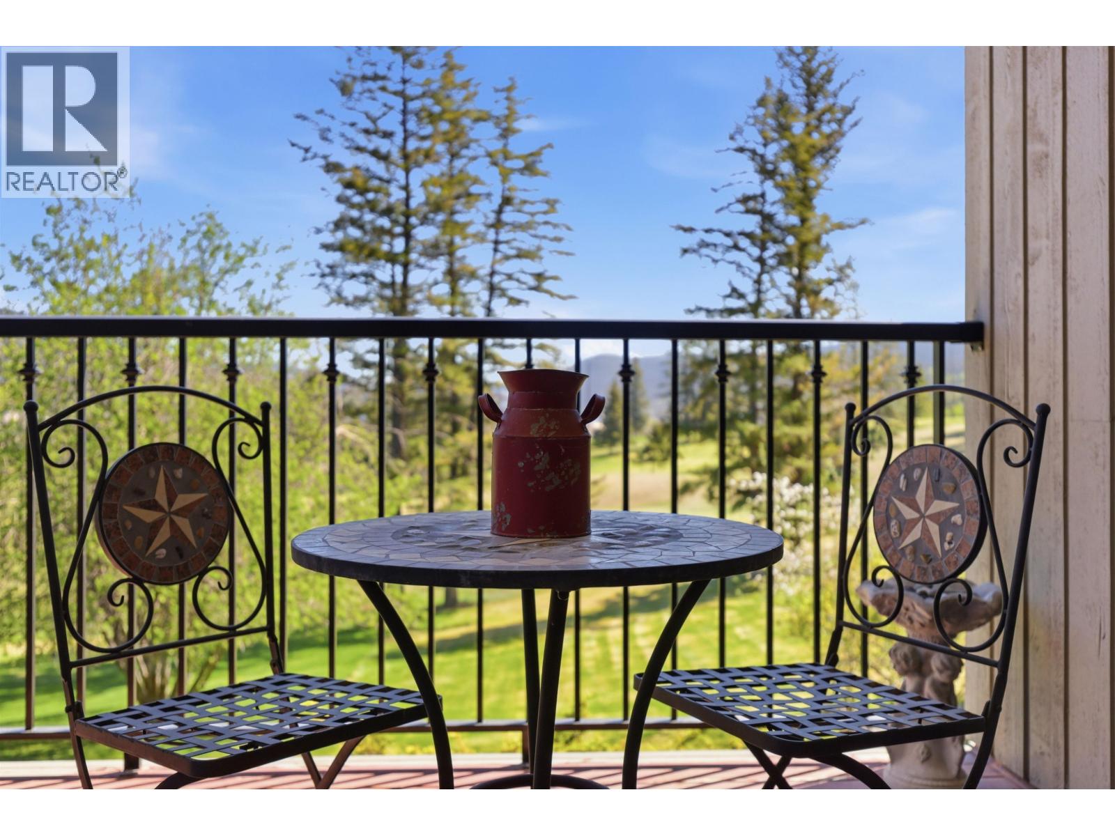 130 COUNTRY CLUB BOULEVARD - 36