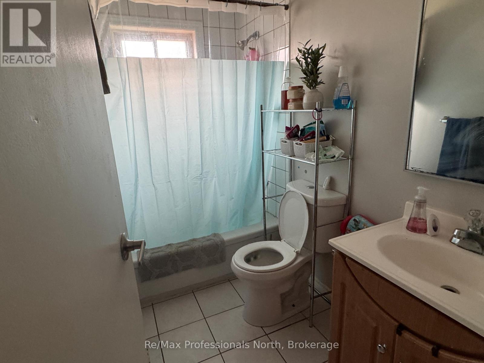 141 HOTCHKISS STREET - 10