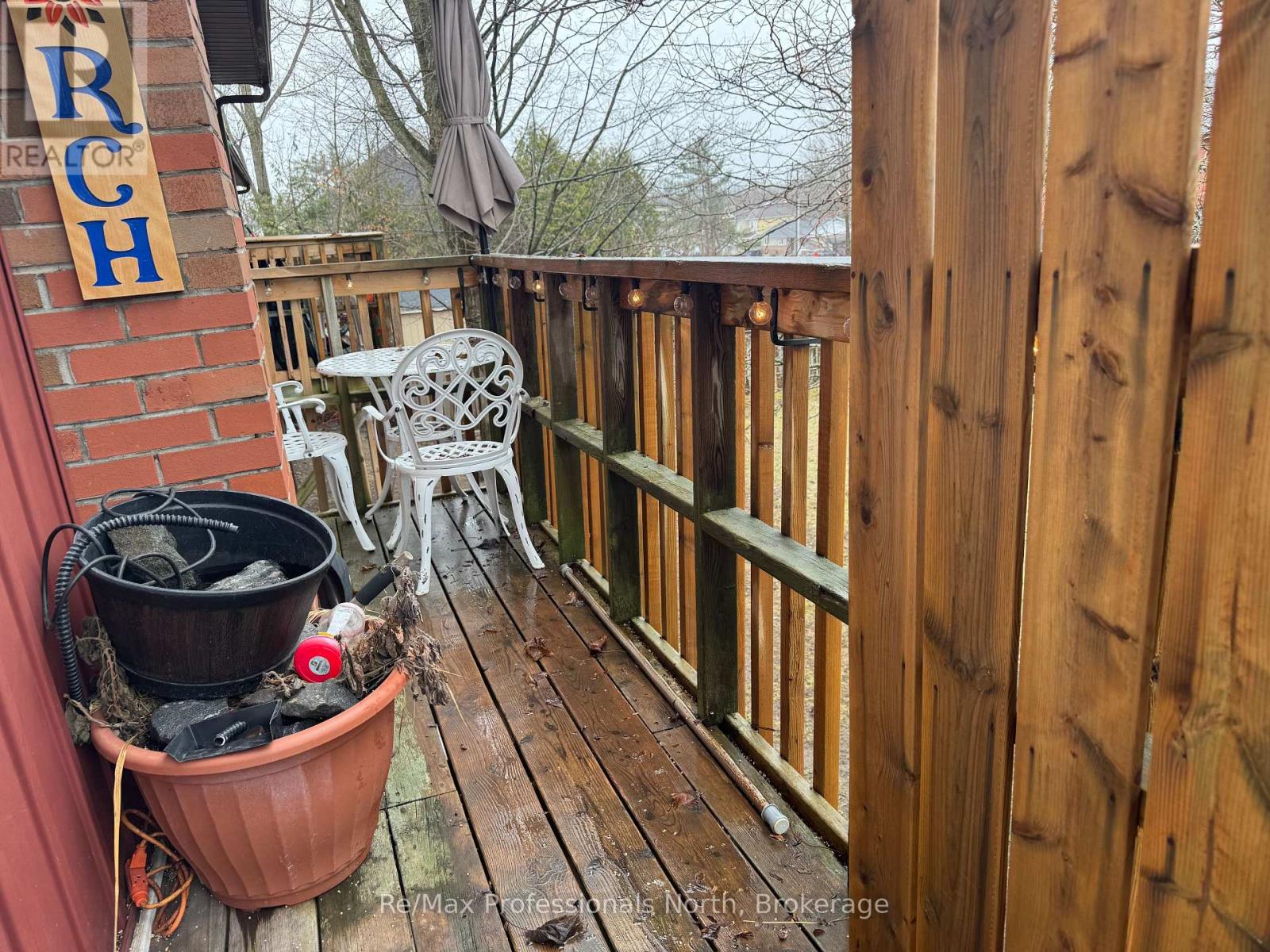 141 HOTCHKISS STREET - 12
