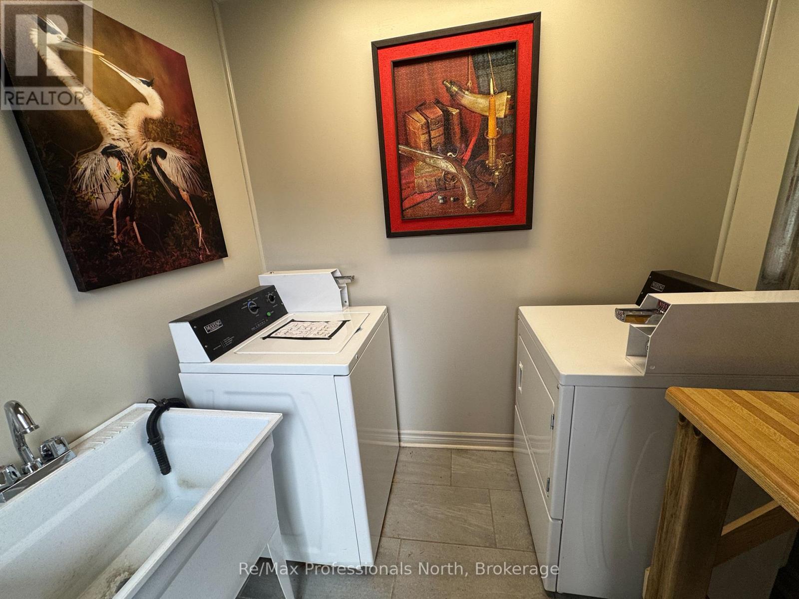 141 HOTCHKISS STREET - 3