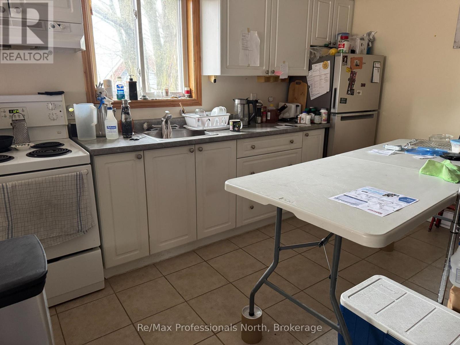 141 HOTCHKISS STREET - 7