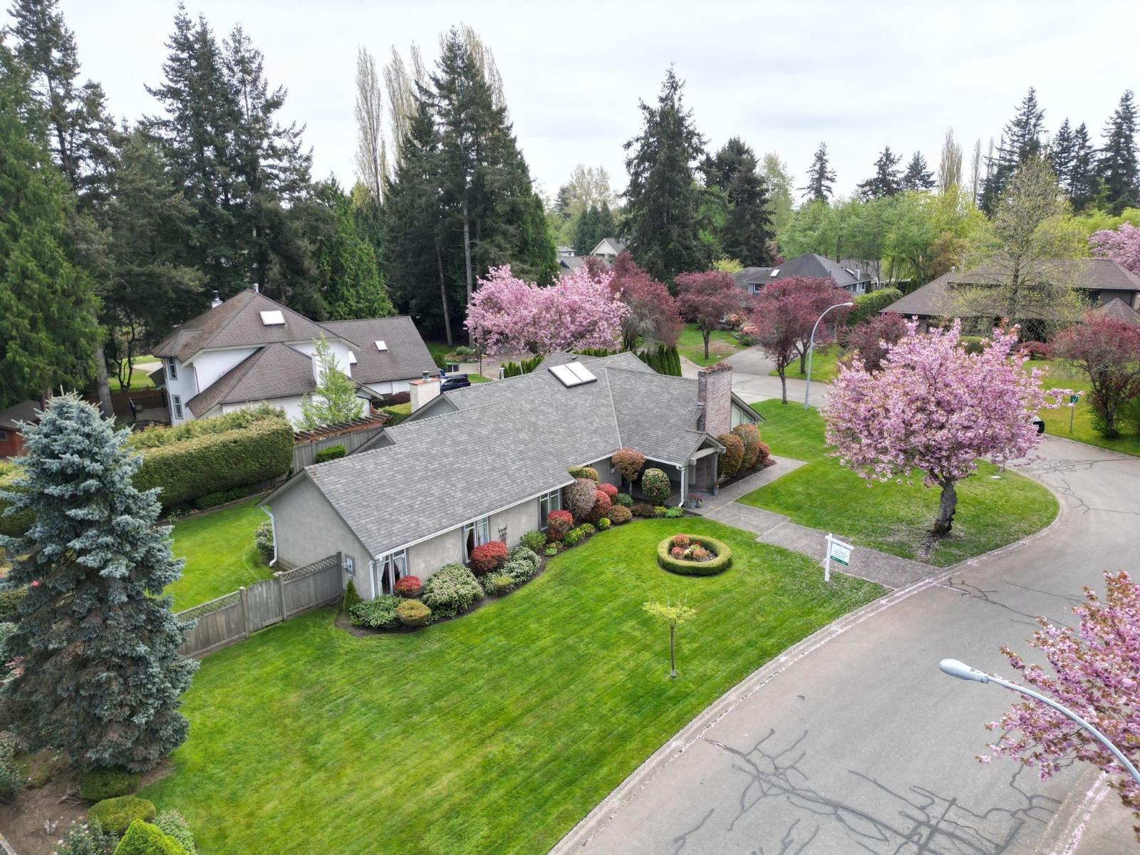 1884 139A STREET, Surrey