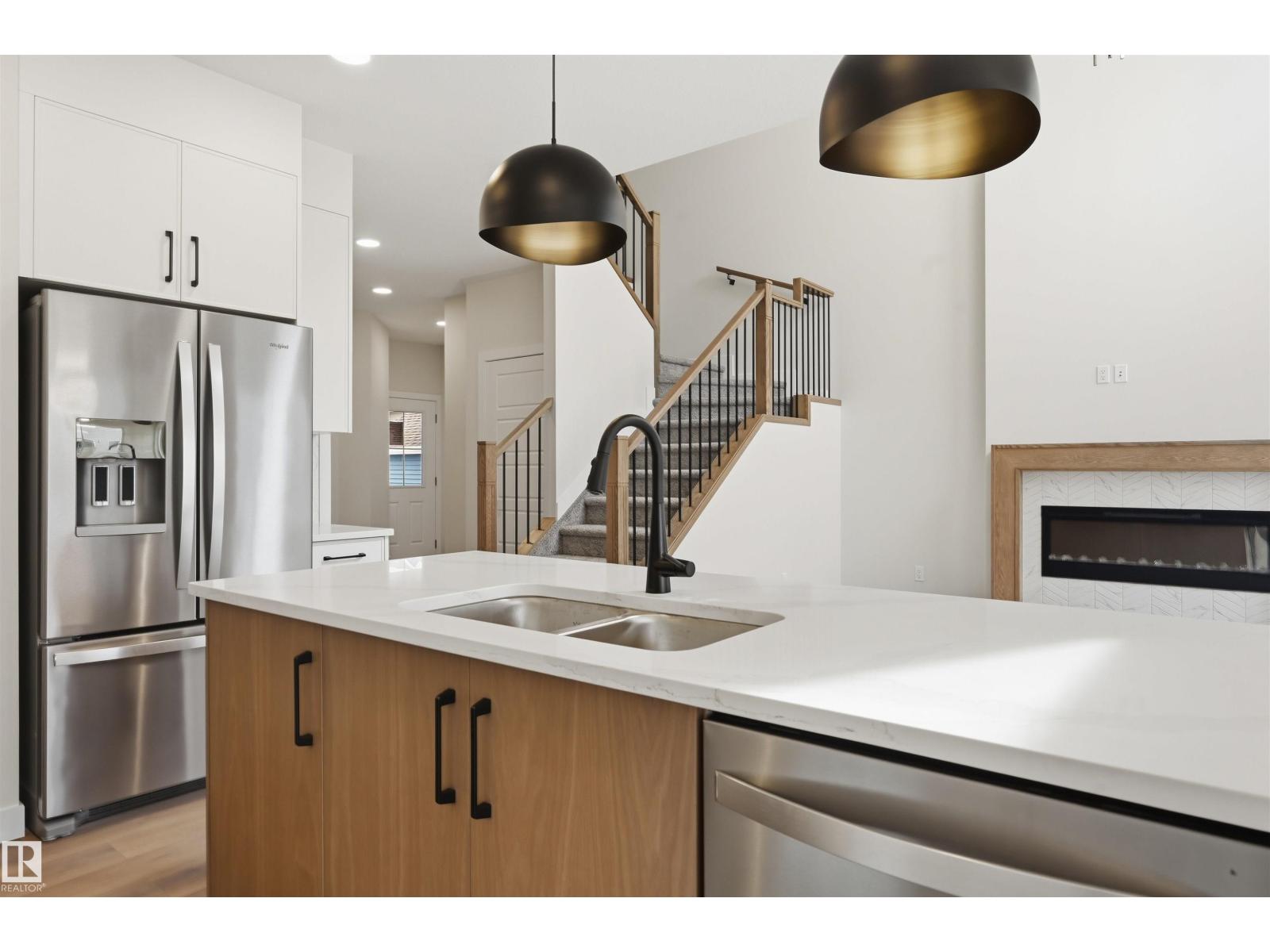 3218 DIXON WY SW, Edmonton