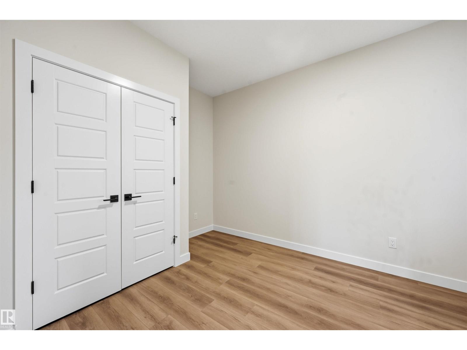 3218 DIXON WY SW, Edmonton