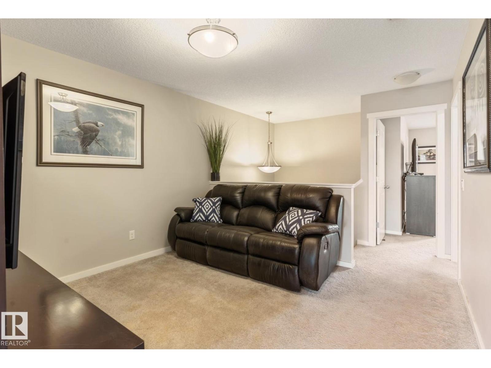 12737 205 Street NW, Edmonton