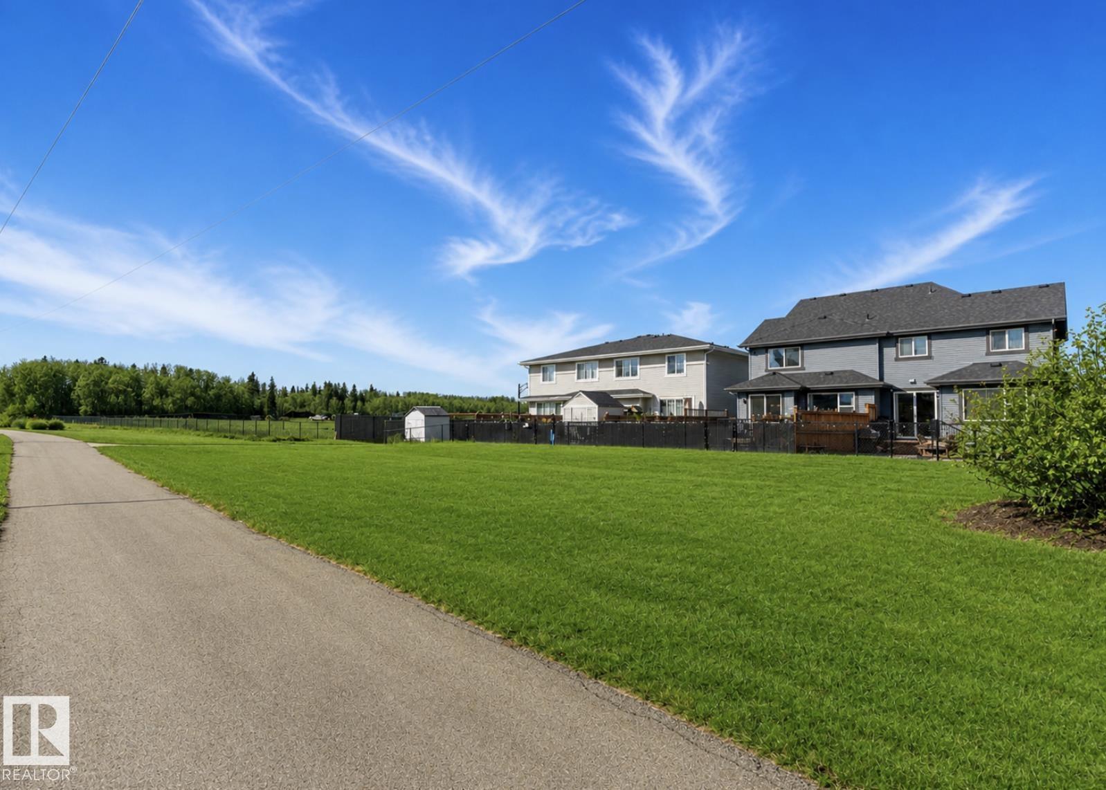12737 205 Street NW, Edmonton