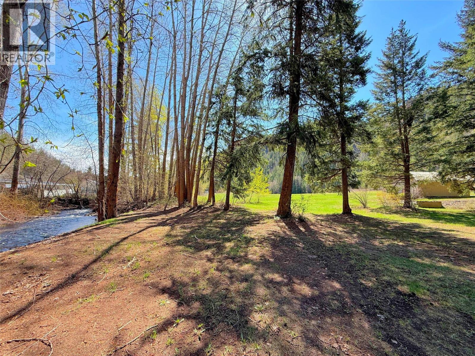 1094 Highway 5a - 69