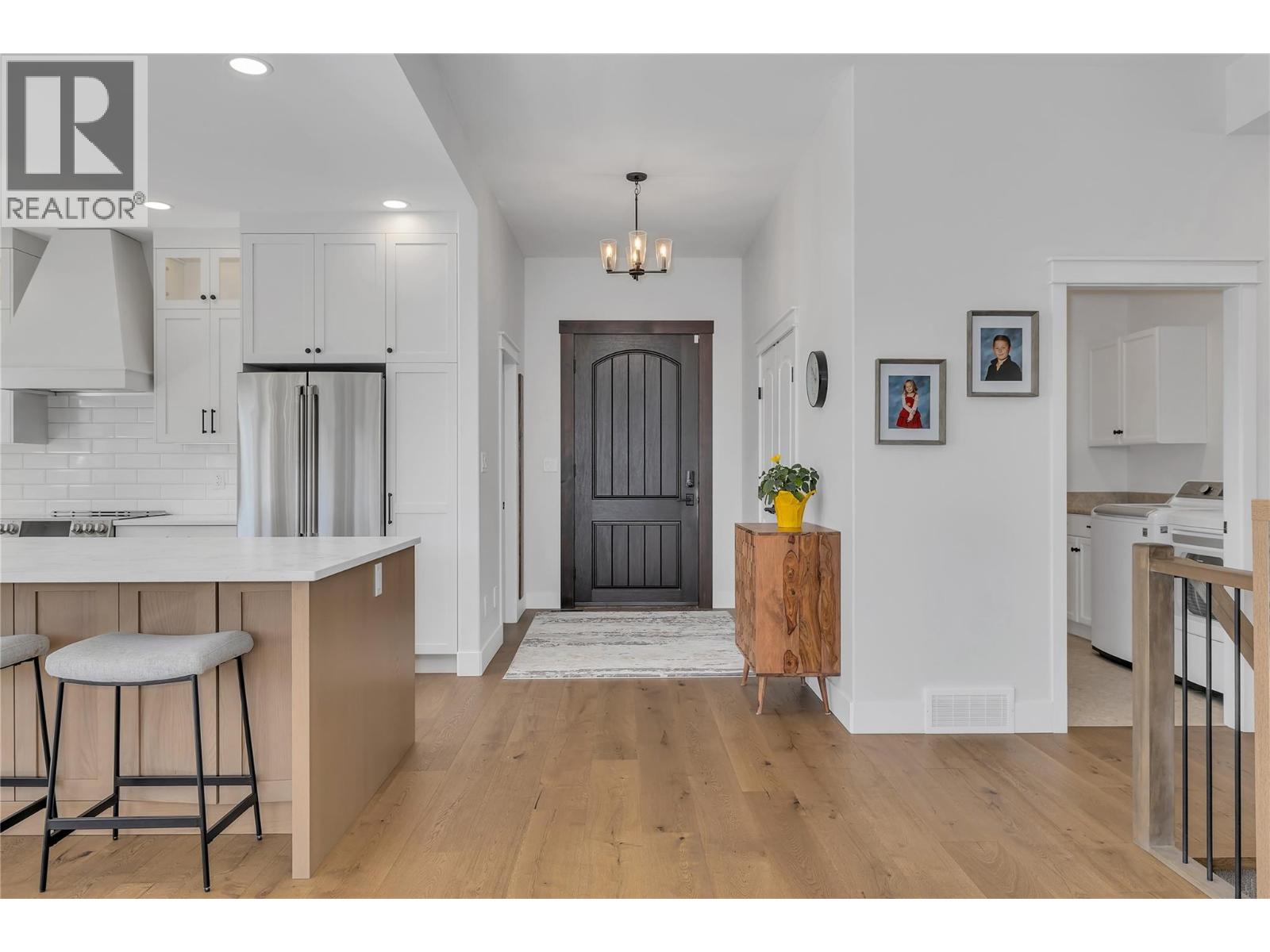  2562 Tuscany Drive, West Kelowna