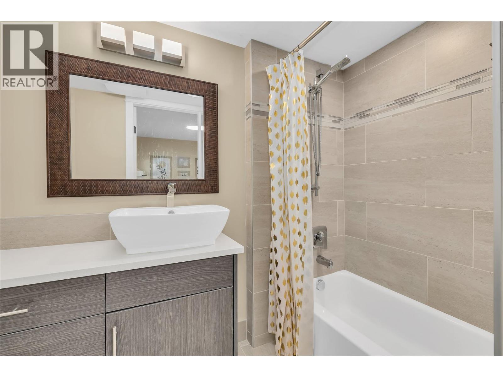  2562 Tuscany Drive, West Kelowna