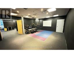 B - 99 Sante Drive, Vaughan, ON L4K3C4 Photo 9