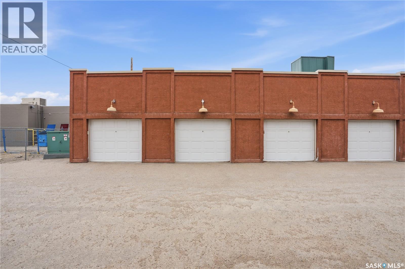 #301 12 23rd STREET E - 39