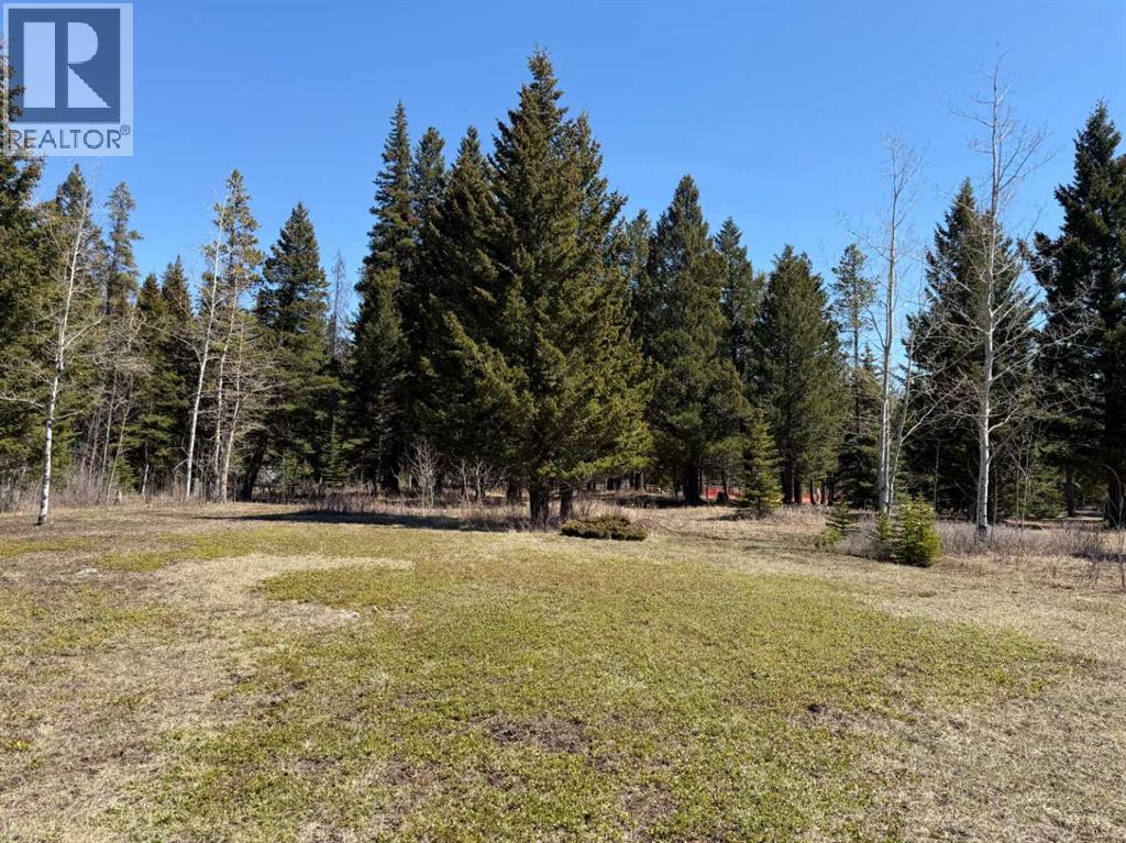 2803 90 Street - 28