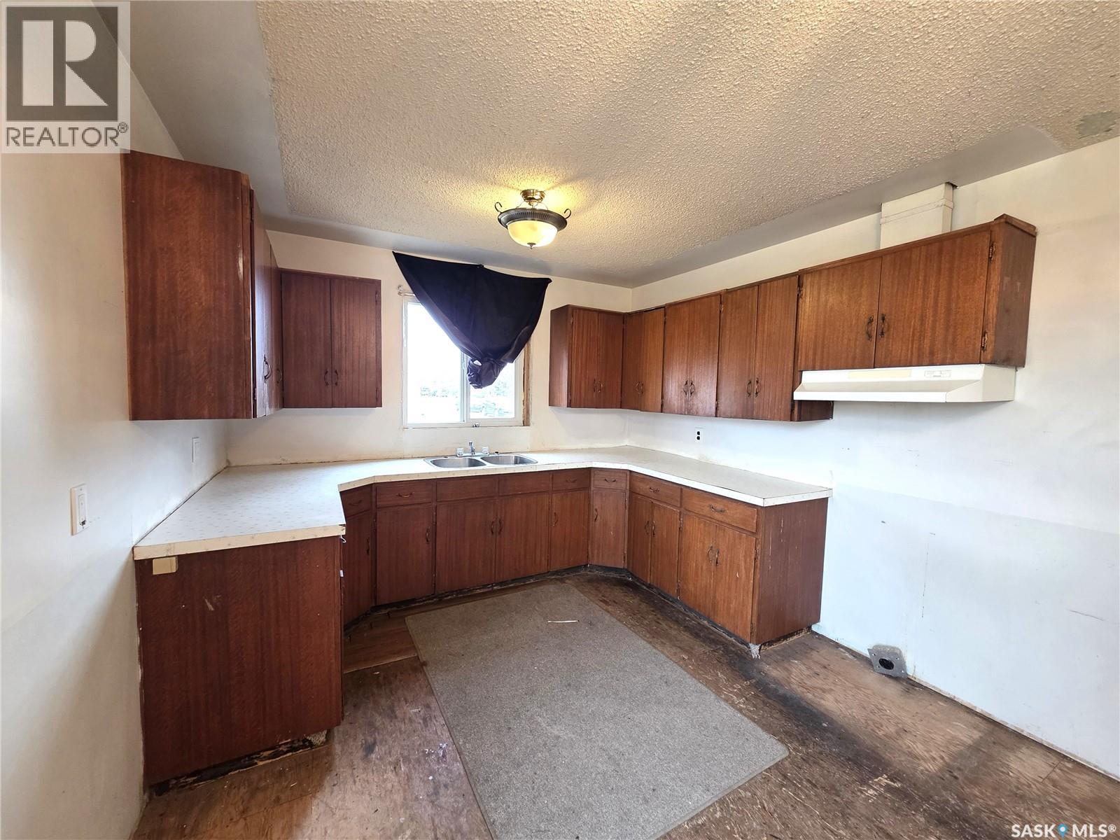 314 2nd AVENUE - 4