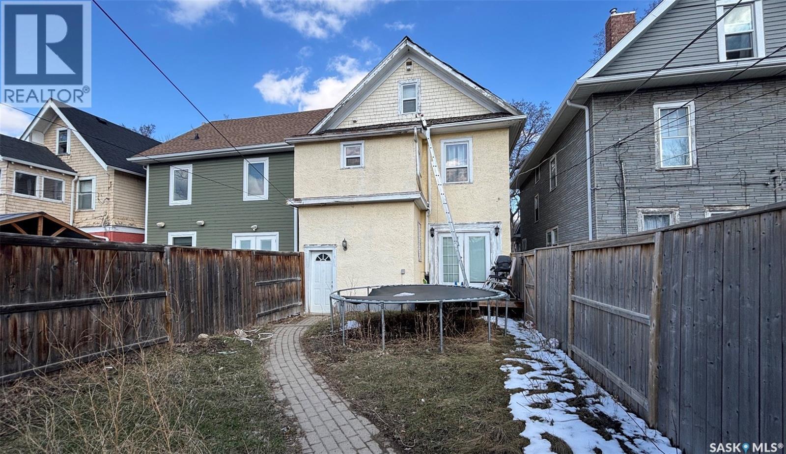 2324 Halifax STREET - 25